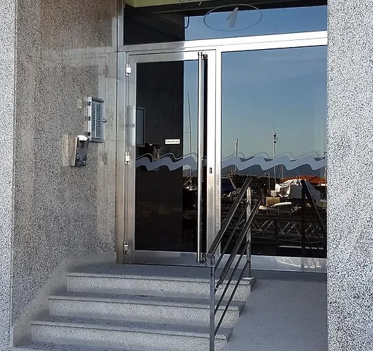 Апартаменти Dos Barcos